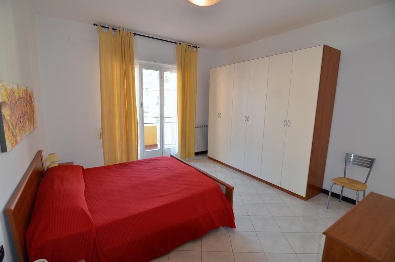 Elena Apartment Levanto Bagian luar foto